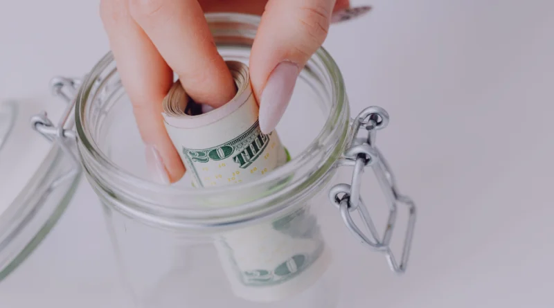 como economizar dinheiro ganhando pouco